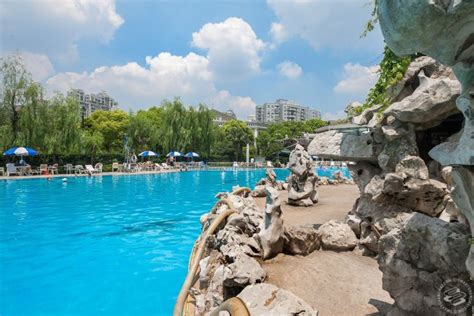 Mandarin City Pool - Swimming Pools, Outdoor Swimming Pools, inside ...