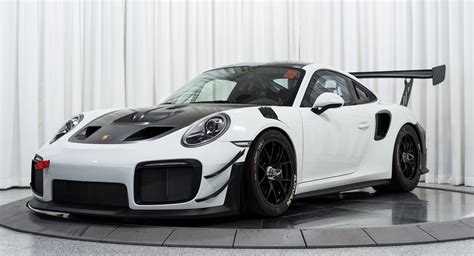 Brand New Porsche 911 GT2 RS Clubsport Is A Track-Day Enthusiast’s Wet ...