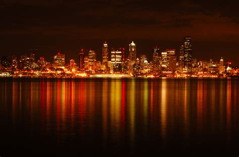 Our Top Three West Seattle Nightlife Hotspots | Maris Apartments