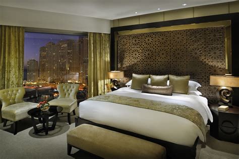 The 5 Star Hotels in Dubai Marina - Insider view of the luxurious ...