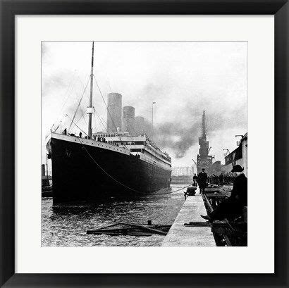 Titanic at the docks of Southampton | Titanic, Vintage photography ...