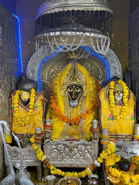 Baglamukhi Temple (Kangra), Himachal Pradesh - Musafirr