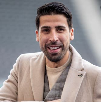 Khedira sees Juventus using too many young player - monozukuri-bg.com