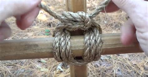 Always tie a square knot correctly with this tip - Aaron On Scouting