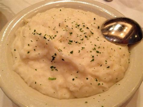 Ruth's Chris Steak House -- garlic mashed potatoes | Yummy dinners, My ...