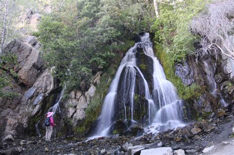 Kings Canyon Falls - Rare Waterfall in Nevada State Capital