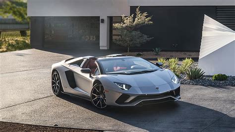 Lamborghini Aventador Roadster