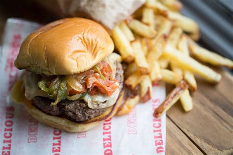 Best Burger Chains in America: Fast Food Burgers Flying Under the Radar ...