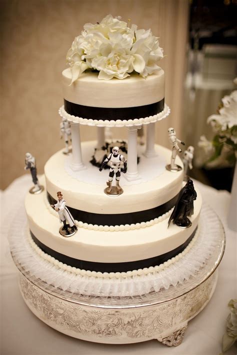 100 best images about Star Wars Wedding Cake on Pinterest | Batman ...