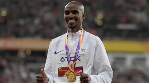 Four-time gold medalist Mo Farah announces track comeback for 10,000 ...