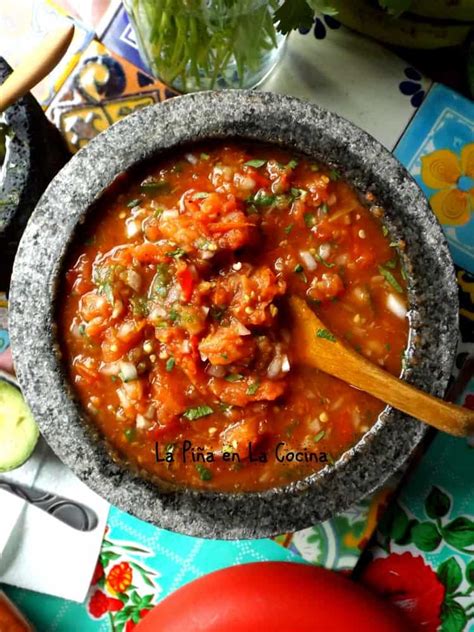 Molcajete Tomato Serrano Salsa - La Piña en la Cocina