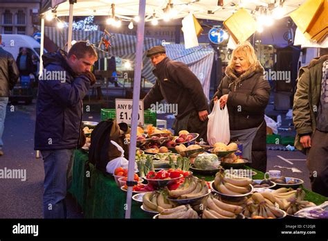 traditional street market stalls at Bury St Edmunds, UK Stock Photo - Alamy