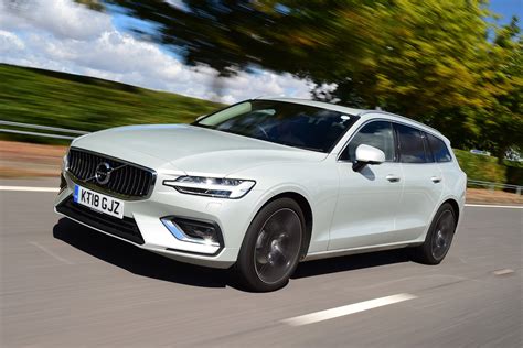 Volvo V60 review | Auto Express