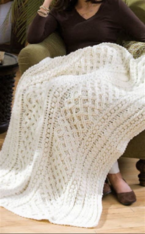 [Free Pattern] Wonderful Lattice Weave Crochet Throw | Crochet, Afghan ...