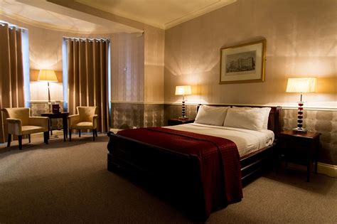 THE CLARENDON - Updated 2024 Prices & Hotel Reviews (London, England)