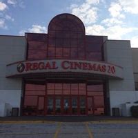 Regal Richmond Town Square - Movie Theater