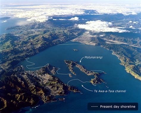 Wellington Harbour before the Haowhenua earthquake – Historic ...