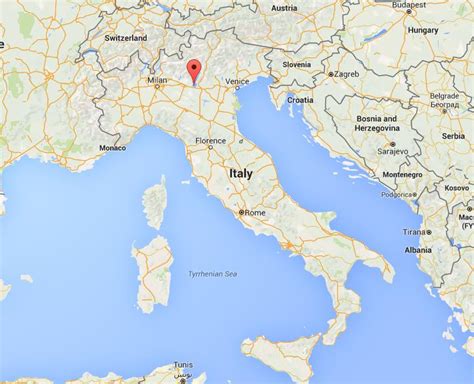 Where is Sirmione on map Italy