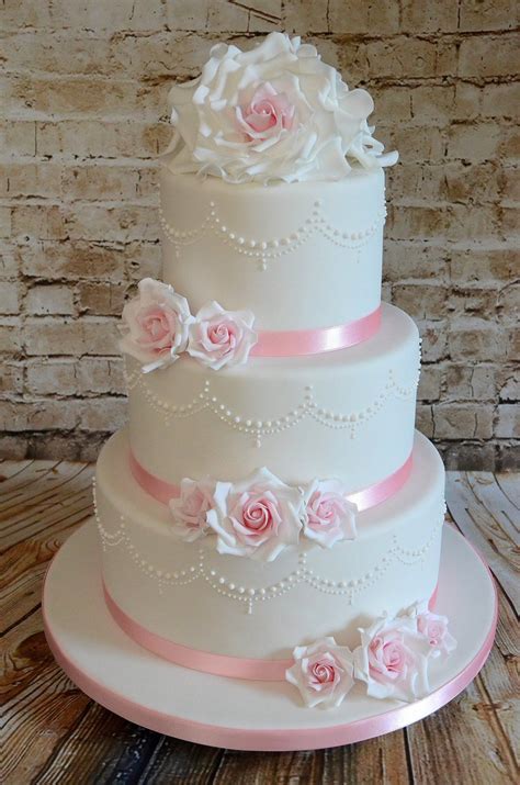 ADSC_0009.JPG | Wedding cake pictures, Wedding cake decorations ...