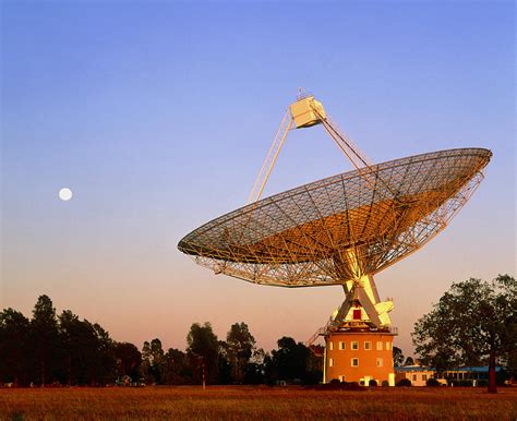 View Of Parkes Radio Telescope, Australia Photograph by David Nunuk ...