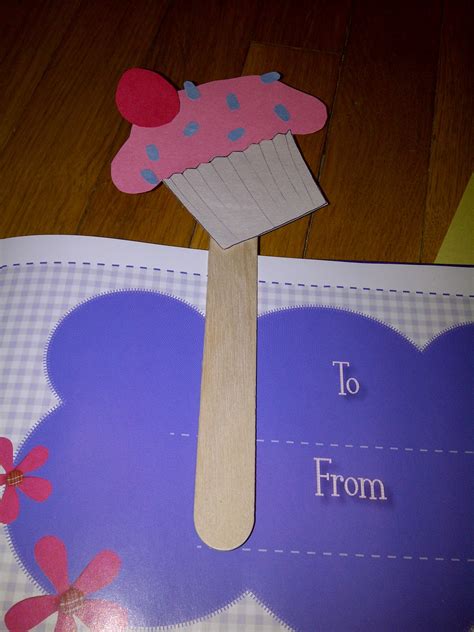 Crafts for Kids: Popsicle Stick - Bookmarks