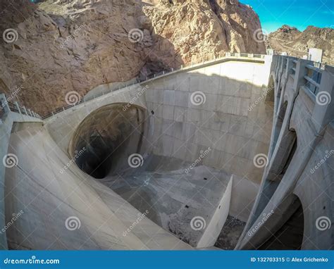 On Hoover Dam at Lake Mead stock image. Image of energy - 132703315