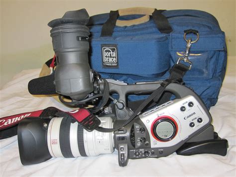 Canon XL2 MiniDV 3CCD Professional Camcorder With a Porta Brace Case ...