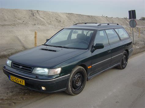 Een wolf in 'pakezelkleren': Subaru Legacy Turbo