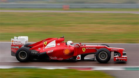 Sebastian Vettel living childhood dream at Ferrari - Eurosport