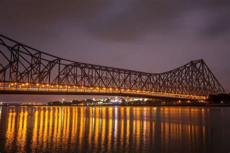 Howrah Bridge, Kolkata - Timings, History, Best Time to Visit