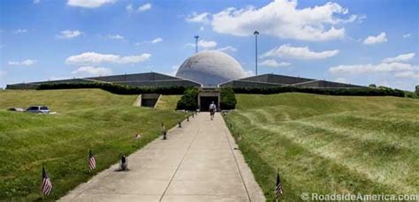 Neil Armstrong Museum Wapakoneta Hours