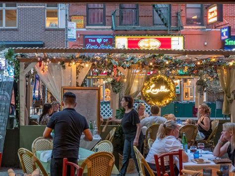 The 7 Best Italian Restaurants in New York City’s Little Italy