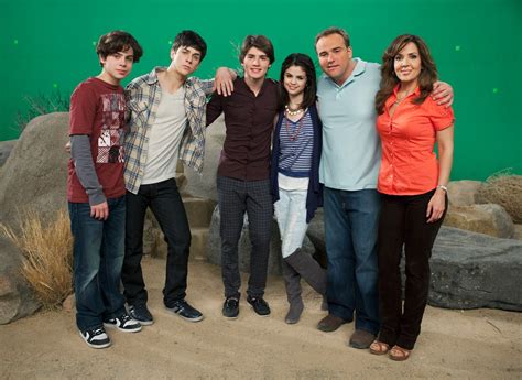 'Wizards of Waverly Place' Cast Is on Board for a Reboot: David Henrie ...