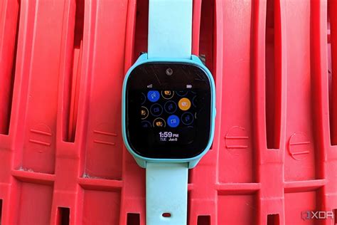 Gizmo Watch 3 kids smartwatch review: Basic and secure, with a touch of fun