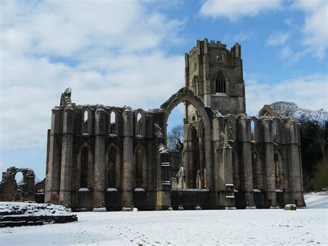 P1190714 Fountains Abbey, Winter | Fountains Abbey is a ruin… | Flickr