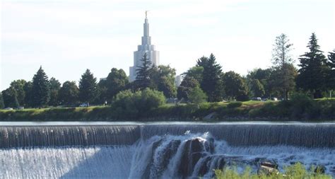 Travel Thru History Natural Beauty in Idaho Falls, Idaho - Travel Thru ...