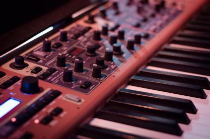 Synthesizer Keyboard Free Stock Photo - StockSnap.io