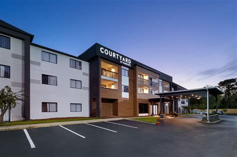 COURTYARD BY MARRIOTT MOBILE $119 ($̶1̶3̶7̶) - Prices & Hotel Reviews - AL