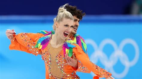 All 3 Canadian ice dance teams qualify for Olympic free dance | CBC Sports