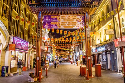 Chinatown Gate in London - See the Grand Entrance to London’s Vibrant ...