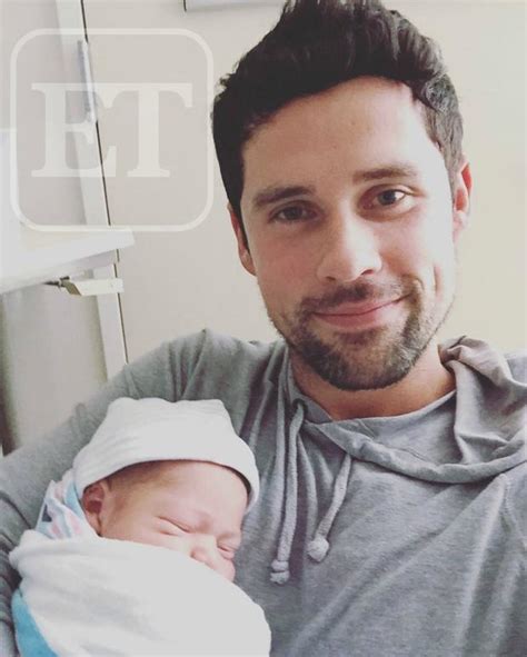 " Code Black" star Ben Hollingsworth and wife Nila welcome baby boy ...