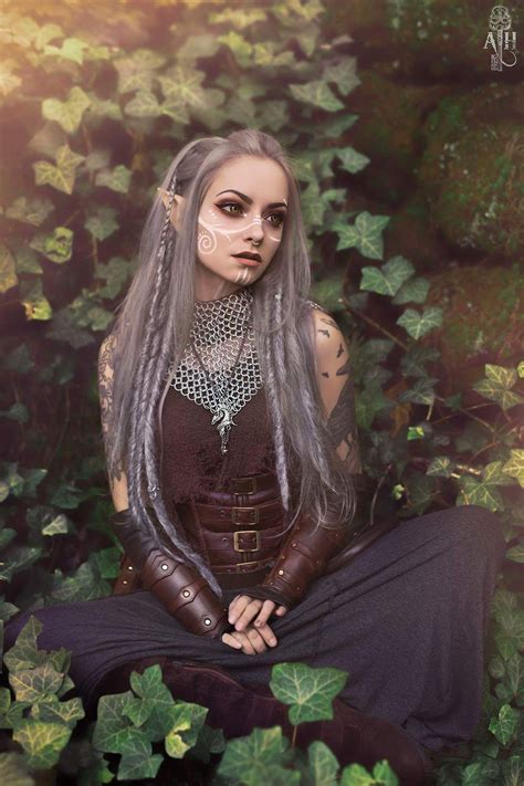 Andaran atish’an from Dragon Age Bracers by ArcaneArmoury Necklace by ...