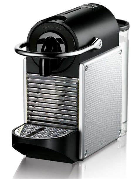 Best Nespresso Machine Reviews [Compare All 17 Models]