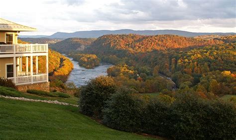 Enjoy Lodging on the New River at Our B&B near Blacksburg VA | Virginia ...