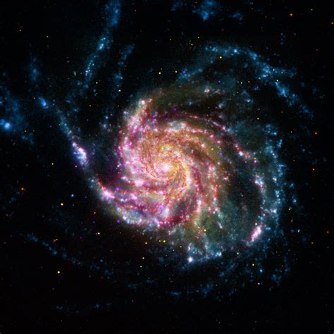 M101: a Galáxia do Cata-Vento em imagem composta através dos quatro ...