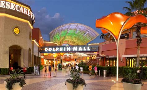 Best shopping malls & areas in Miami - January 2024