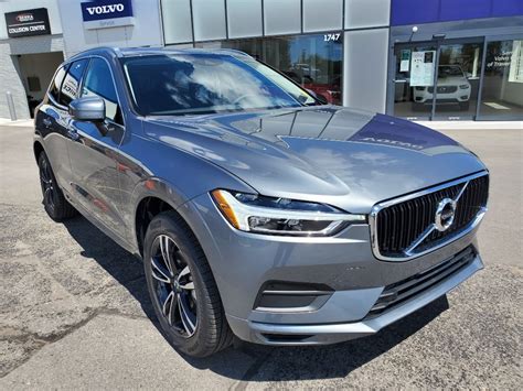 New 2020 Volvo XC60 T5 Momentum AWD 4D Sport Utility