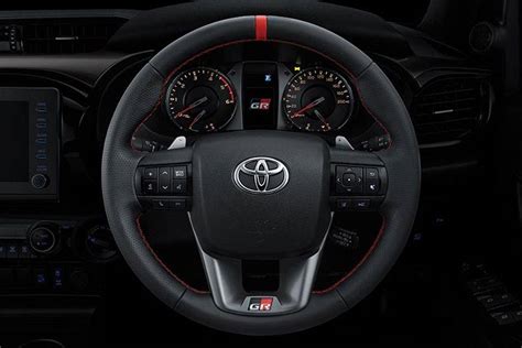 Hilux 2024 Interior - Carri Cristin