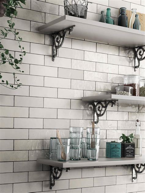 Como White Subway Tile - Glossy Moroccan Style