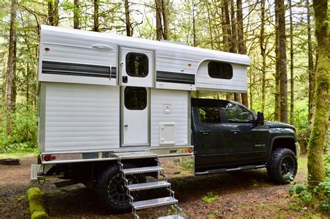 In the Spotlight: Alaskan 8.5 Flatbed Side Entry Camper | Truck Camper ...